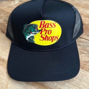 Bass pro shop black trucker hat
